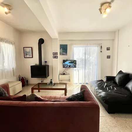 Pervolia Maisonette Case de vacanță Softades
