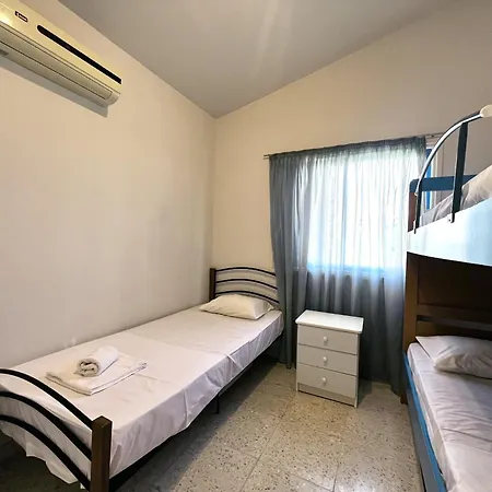 Pervolia Maisonette Softades